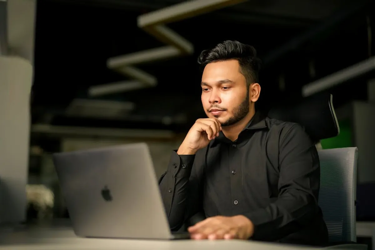 Loveshyari Review: What It Is, Features, Safety, and Alternatives