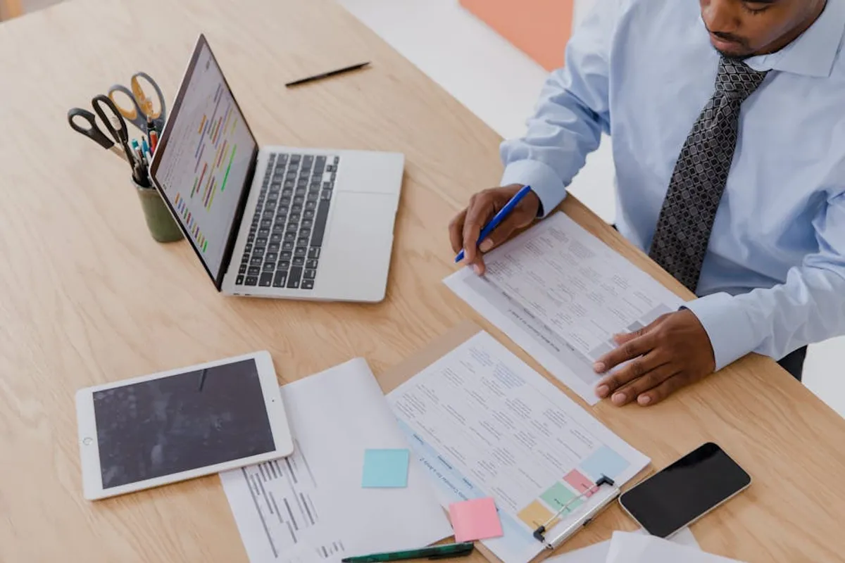 Realtimebusinessnews Review: What It Is, Features, Risks, and Alternatives