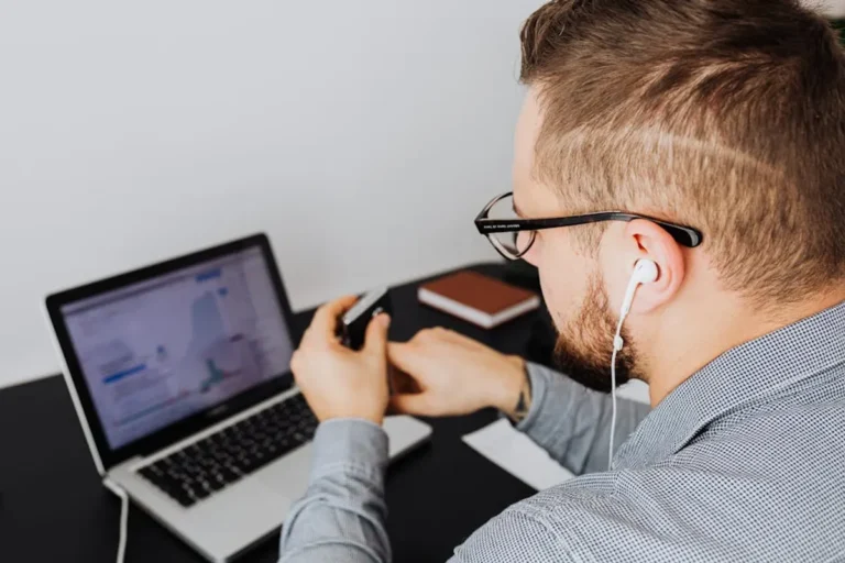 Techadaptor Review: What It Is, Features, Safety, and Alternatives